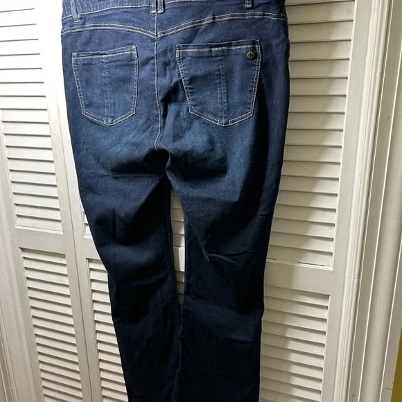 Blue Jeans by Democracy Size 18W Boot Cut - Picture 6 of 8